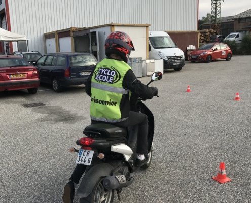 Permis AM (cyclo), Croisonnier auto-école